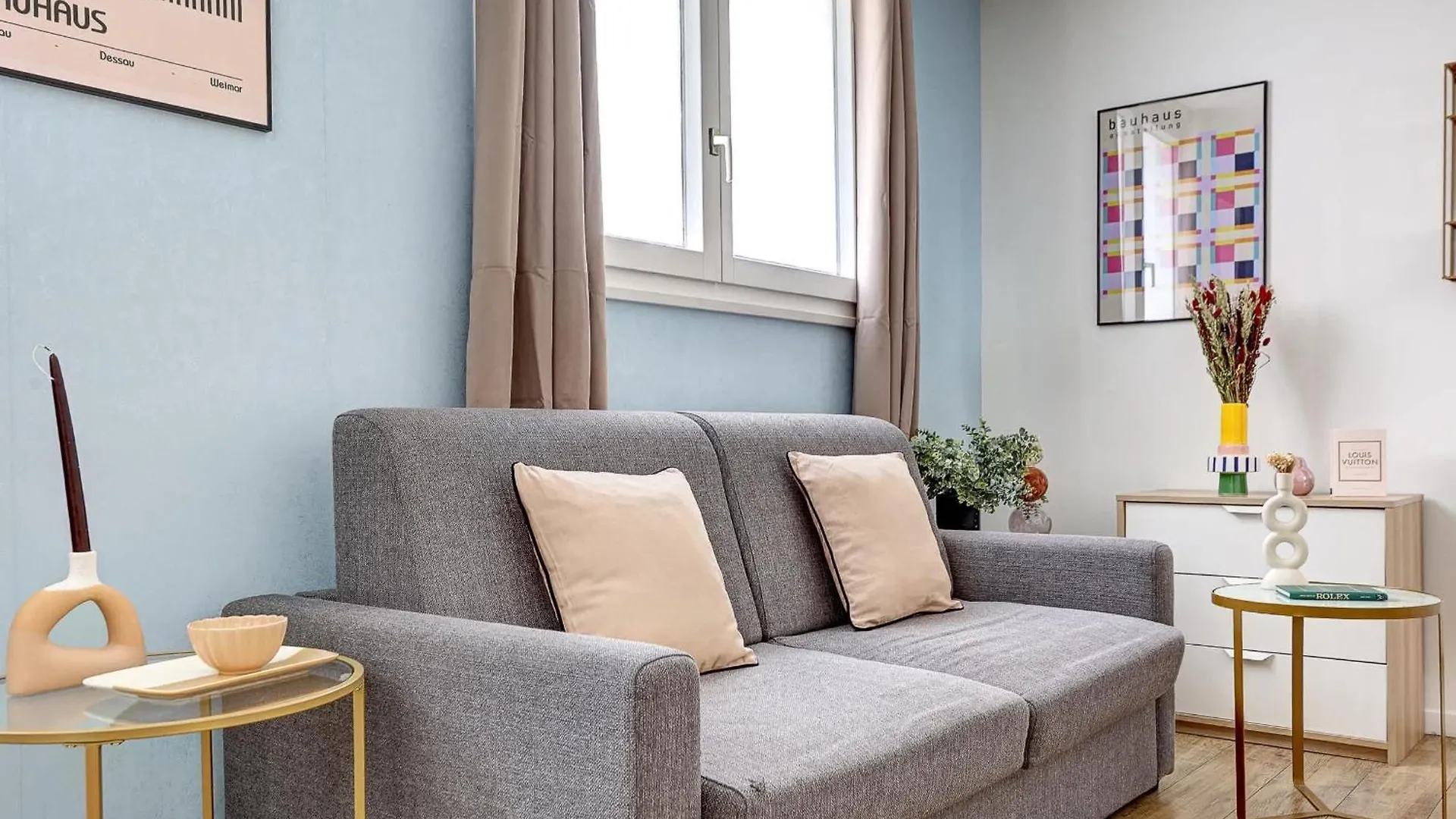 Studio Cosy Au Coeur De Paris Pres Des Buttes-Chaum Apartment