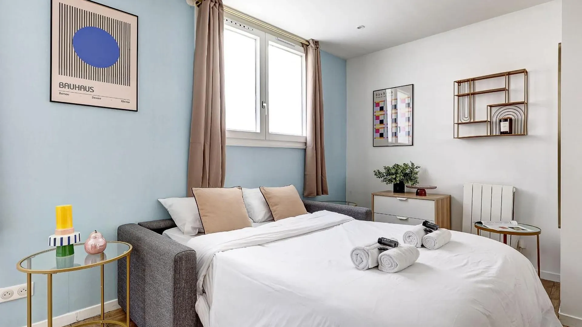 Apartment Studio Cosy Au Coeur De Paris Pres Des Buttes-Chaum