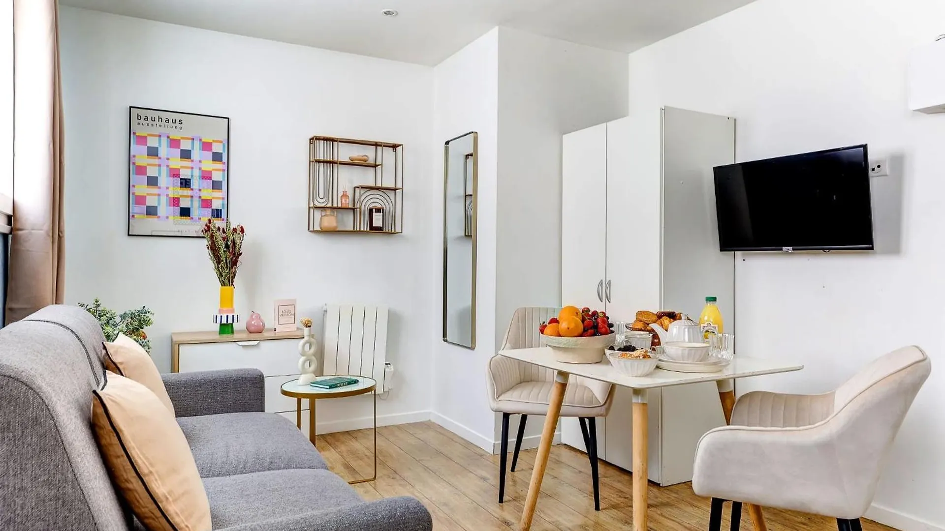 Studio Cosy Au Coeur De Paris Pres Des Buttes-Chaum